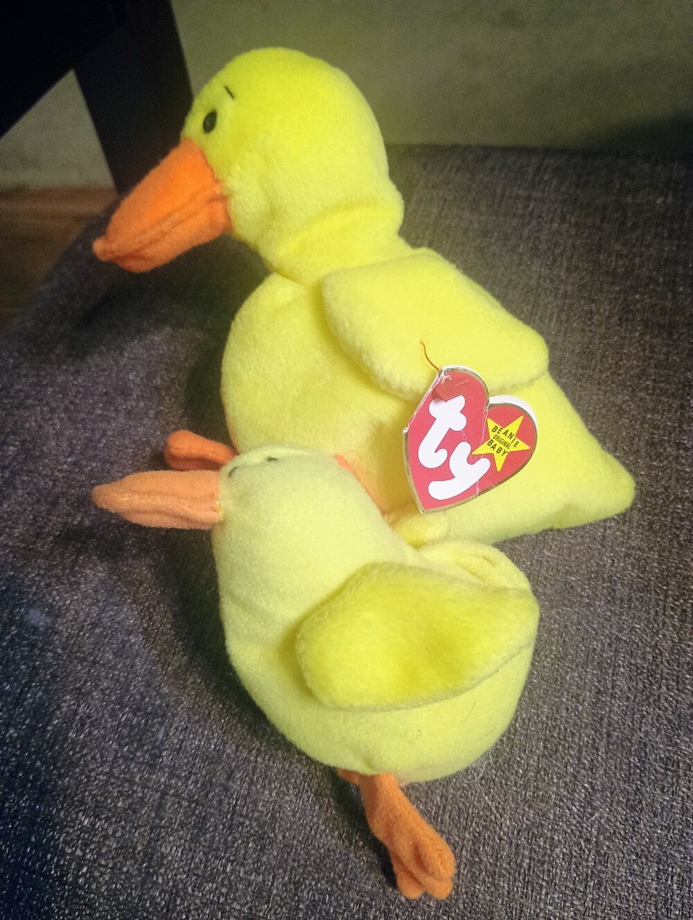 Lot Of 2 Quacker Beanie & Teenie Babies